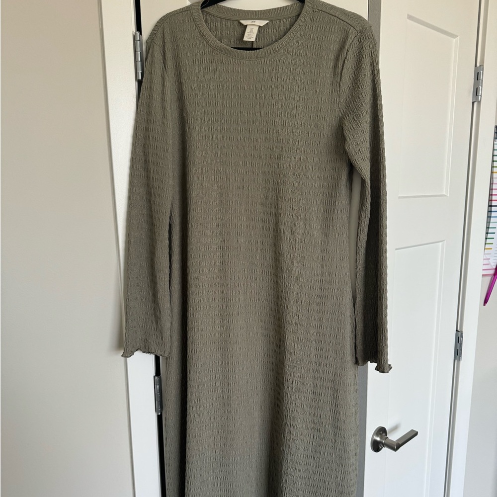 H&M midi green dress